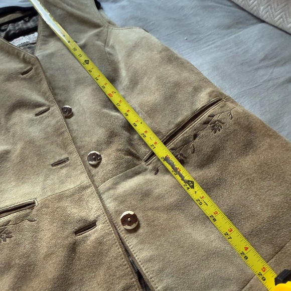 BEIGE GENUINE LEATHER VEST  SZ M - Picture 6 of 12